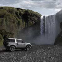 2011 IAA: Land Rover Defender DC100