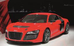 2011 IAA: New Audi R8 eTron