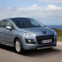 Peugeot 3008 HYbrid4 Price