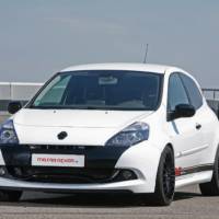 Renault Clio RS by MR Car Design