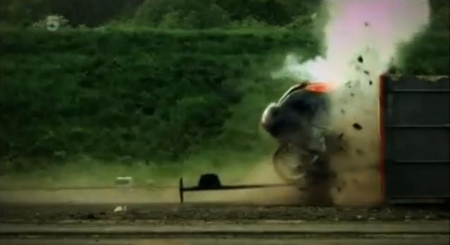 Video: 120 mph Ford Focus vs Concrete Wall