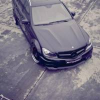 Kicherer Mercedes C63 AMG Wagon