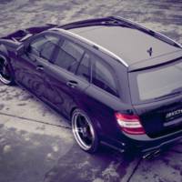 Kicherer Mercedes C63 AMG Wagon