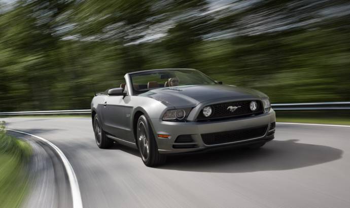 2013 Ford Mustang GT: 2011 LA Auto Show