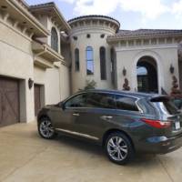 2013 Infiniti JX Crossover Revealed in Los Angeles