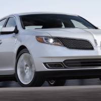 2013 Lincoln MKS Unveiled in Los Angeles