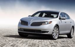 2013 Lincoln MKS Unveiled in Los Angeles