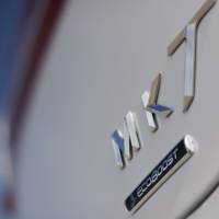 2013 Lincoln MKT Crossover Shows its New Face in Los Angeles