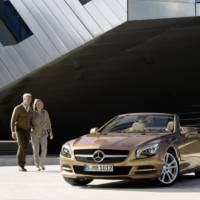 2013 Mercedes SL Officially Revealed