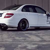 Kicherer Mercedes C63 AMG White Edition