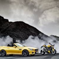 Mercedes SLK 55 AMG and Ducati Streetfighter 848 in Streetfighter Yellow