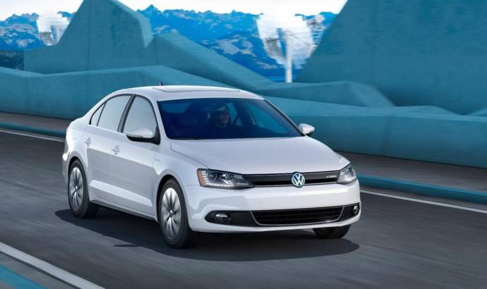 2013 Volkswagen Jetta Hybrid Unveiled in Detroit