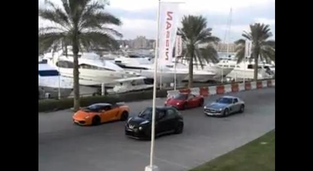 Nissan Juke R vs Lamborghini Gallardo, Ferrari 458 and Mercedes SLS AMG