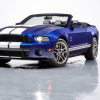 2013 Ford Shelby GT500 Convertible Revealed Debuts in Chicago