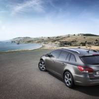 Chevrolet Cruze Station Wagon Heading to Geneva