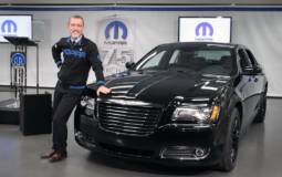 Custom Chrysler 300 by Mopar