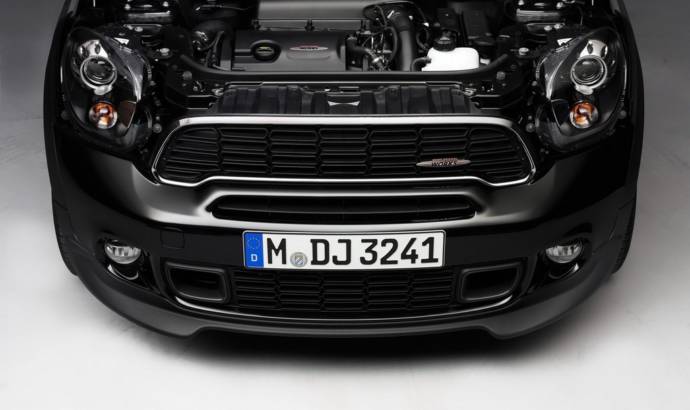 MINI Countryman John Cooper Works Unveiled