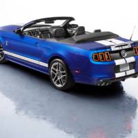 2013 Ford Shelby GT500 Convertible Revealed Debuts in Chicago