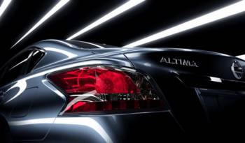 2013 Nissan Altima Teased from Behind