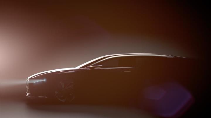 Citroen DS9 Teased?