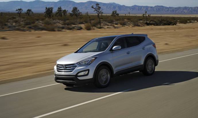 2013 Hyundai Santa Fe and Santa Fe Sport