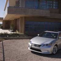 2013 Lexus ES 350 and ES 300h Unveiled