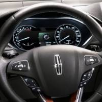 2013 Lincoln MKZ Unveiled