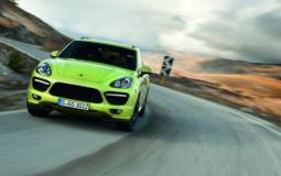 2013 Porsche Cayenne GTS Revealed