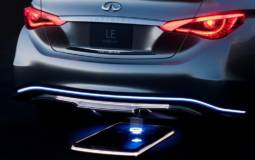 Infiniti LE Pure-Electric Concept Previewed Ahead of NY Debut