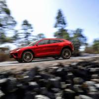 Lamborghini Urus SUV Concept Unveiled