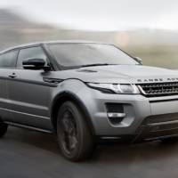 Victoria Beckham Range Rover Evoque