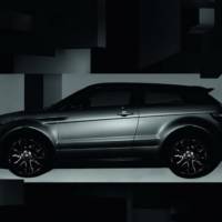 Victoria Beckham Range Rover Evoque