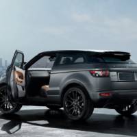 Victoria Beckham Range Rover Evoque
