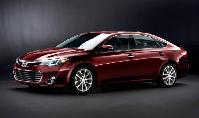 2013 Toyota Avalon Unveiled