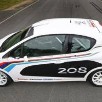 Peugeot 208 R2 Rally Car Unveiled