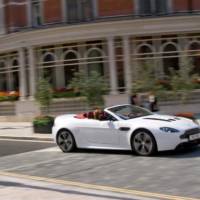 2013 Aston Martin V12 Vantage Roadster Revealed