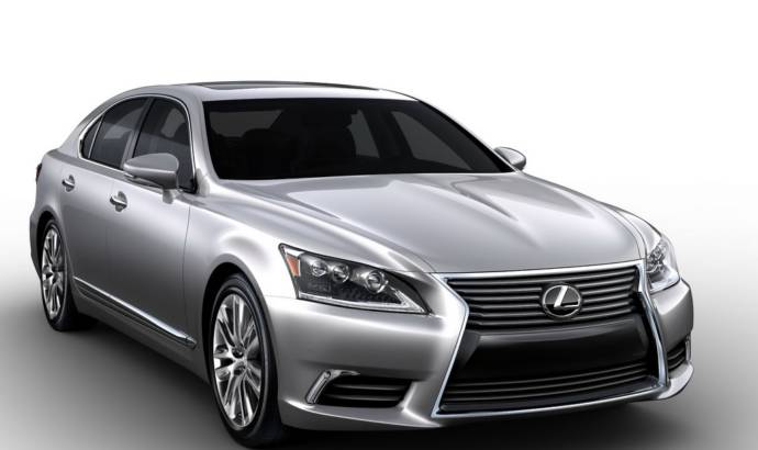 2013 Lexus LS 460, LS 460L and LS 600hL Hybrid