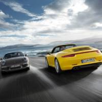 First official photos with new Porsche 911 Carrera 4 and 4S