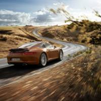 First official photos with new Porsche 911 Carrera 4 and 4S