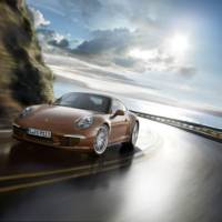 First official photos with new Porsche 911 Carrera 4 and 4S