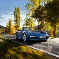 First official photos with new Porsche 911 Carrera 4 and 4S