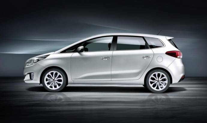 2013 Kia Rondo/Carens is going to premiere in Paris Motor Show