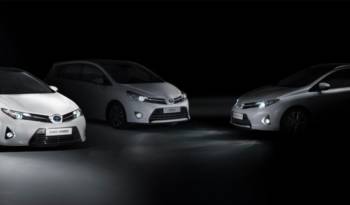 2013 Toyota Auris Tourer and Toyota Verso expected at Paris Motor Show