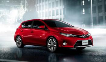 2013 Toyota Auris will cost 14.495 pounds in the UK