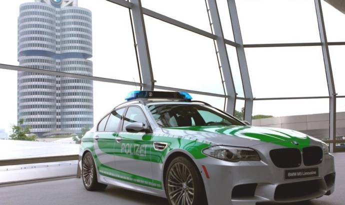 BMW M5 police car - the new Autobahn enforcer