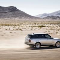 PHOTO GALLERY: The 2013 Range Rover is Showing Its Muscles