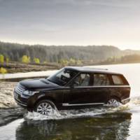 PHOTO GALLERY: The 2013 Range Rover is Showing Its Muscles