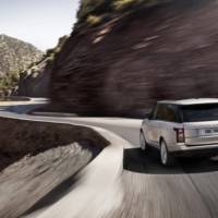 PHOTO GALLERY: The 2013 Range Rover is Showing Its Muscles