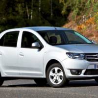 2013 Dacia Logan and Dacia Sandero - leaked photos