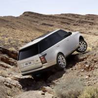 PHOTO GALLERY: The 2013 Range Rover is Showing Its Muscles